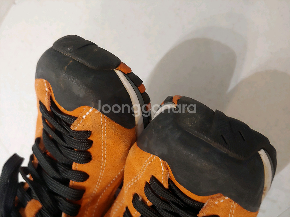 아이더 고어텍스 등산화 235--6