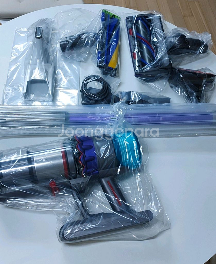 환불가능)다이슨 Gen5 디텍트 컴플리트 거치대포함(새제품)정품(배달가능--0