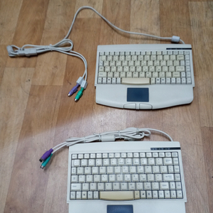 ACK-540 keysonic(us). PS/2 미니 키보드 & 터치패드 콤비네이션 이미지