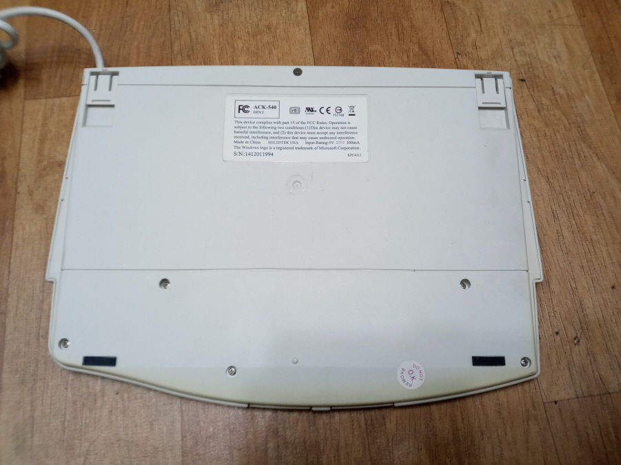 ACK-540 keysonic(us). PS/2 미니 키보드 & 터치패드 콤비네이션 이미지