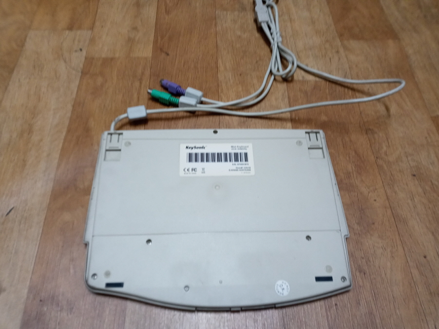 ACK-540 keysonic(us). PS/2 미니 키보드 & 터치패드 콤비네이션 이미지