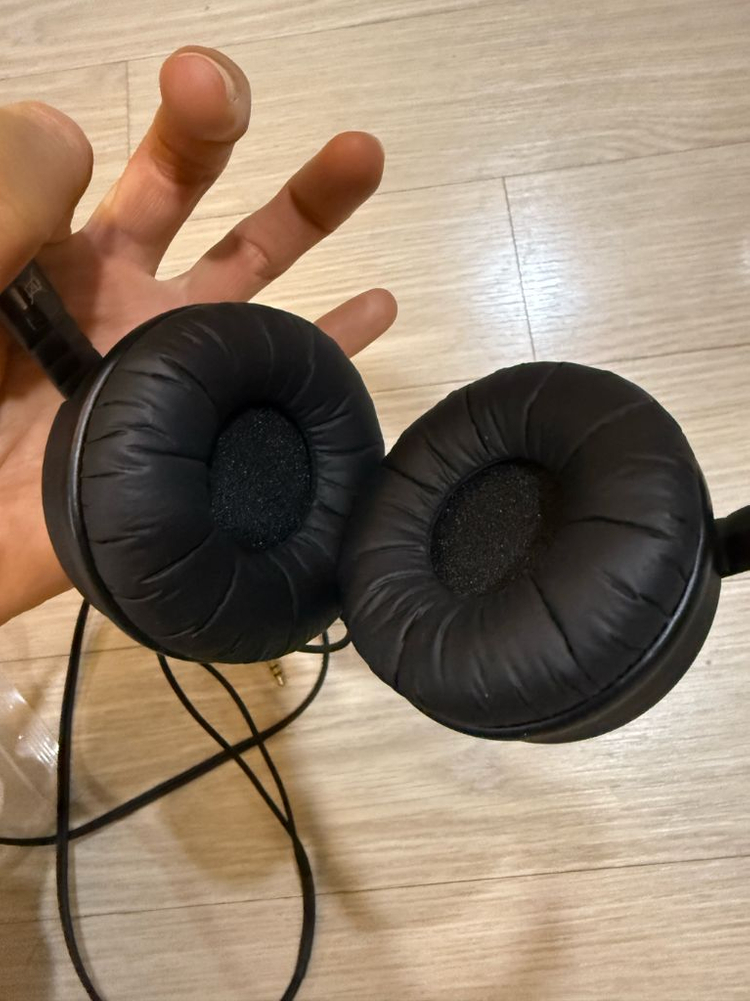 젠하이저 HD25 Light 스튜디오 & DJ 헤드폰--2