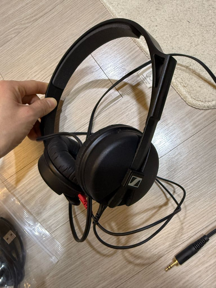 젠하이저 HD25 Light 스튜디오 & DJ 헤드폰--3