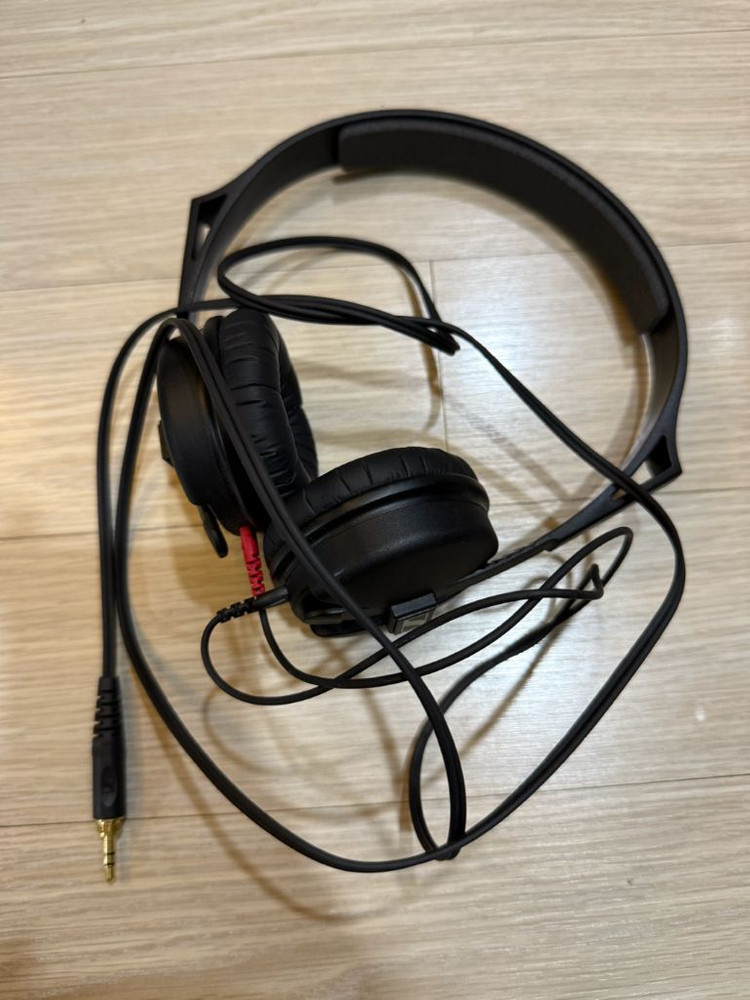 젠하이저 HD25 Light 스튜디오 & DJ 헤드폰--4