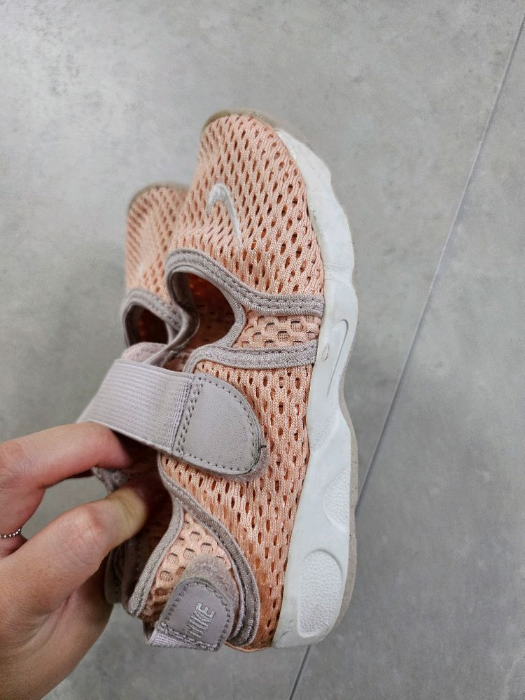 나이키키즈 에어리프트 핑크 160 이미지