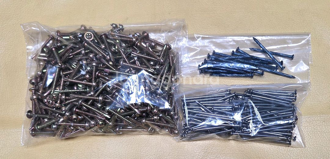 못과 직결피스 총 517개--1