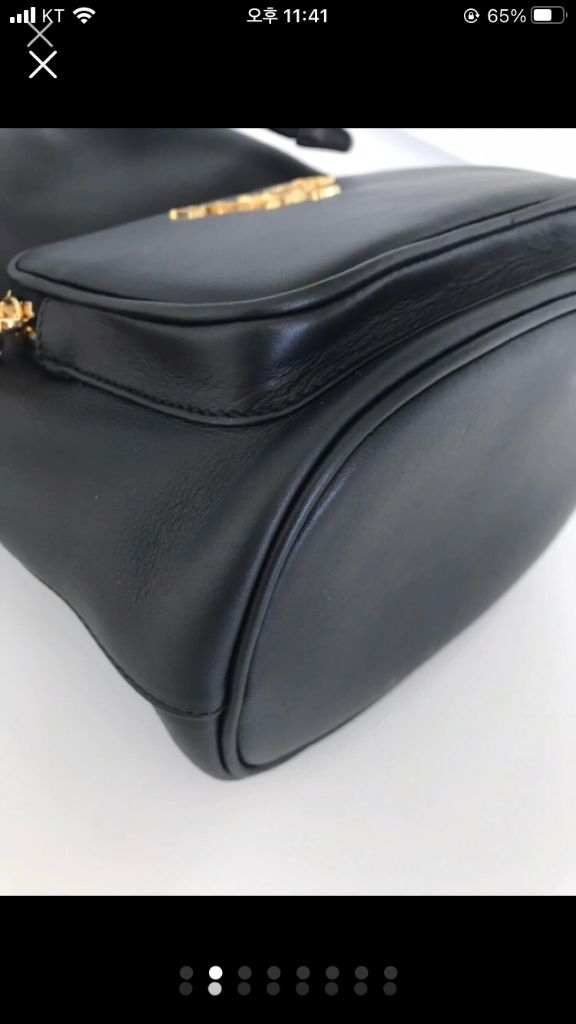 프라다 가방--1