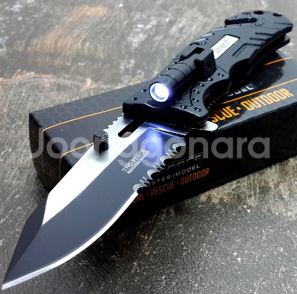 폴리스 라이트 폴딩 나이프 스위치 블레이드 캠핑나이프 웨폰라이트 장착 글래스브레이커 장착--0