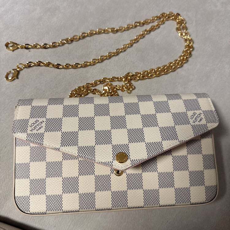 새상품))루이 클러치(화이트다미에) 새상품--4