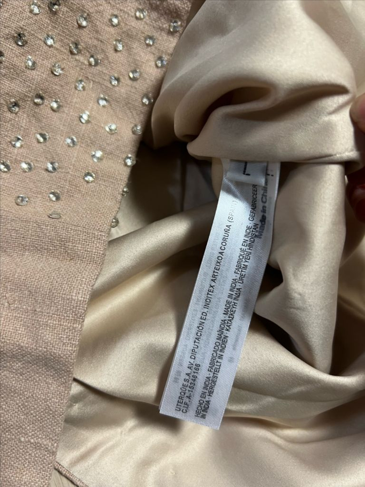 우테르케 전체 큐빅 비즈 자수 롱스커트 플라워 펜슬 치마 베이지 하객룩 연말룩 행사 생일파티룩 이미지