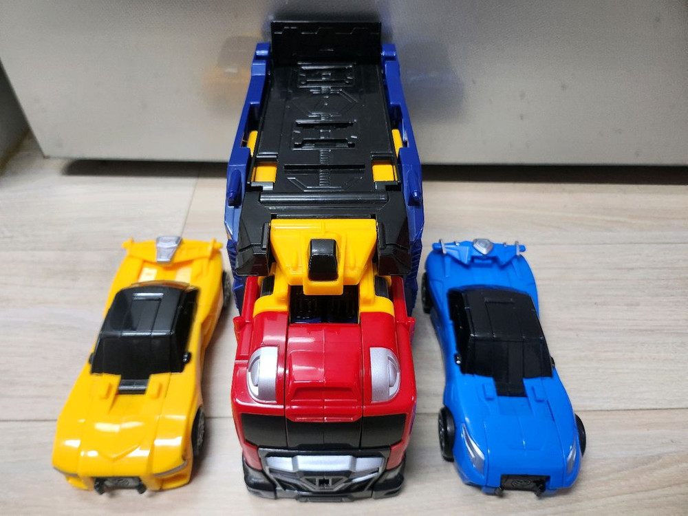 헬로카봇 자이언트로더 택배비 포함--2