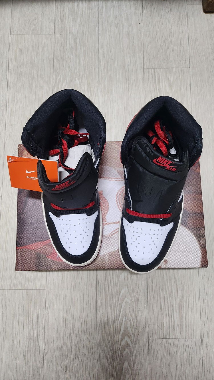 나이키 에어조던 1 레트로 하이 OG '블랙 토' 275mm 팝니다. 이미지