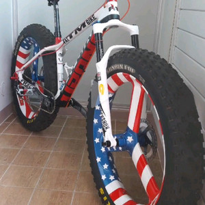 우라노카본콤프 팻바이크