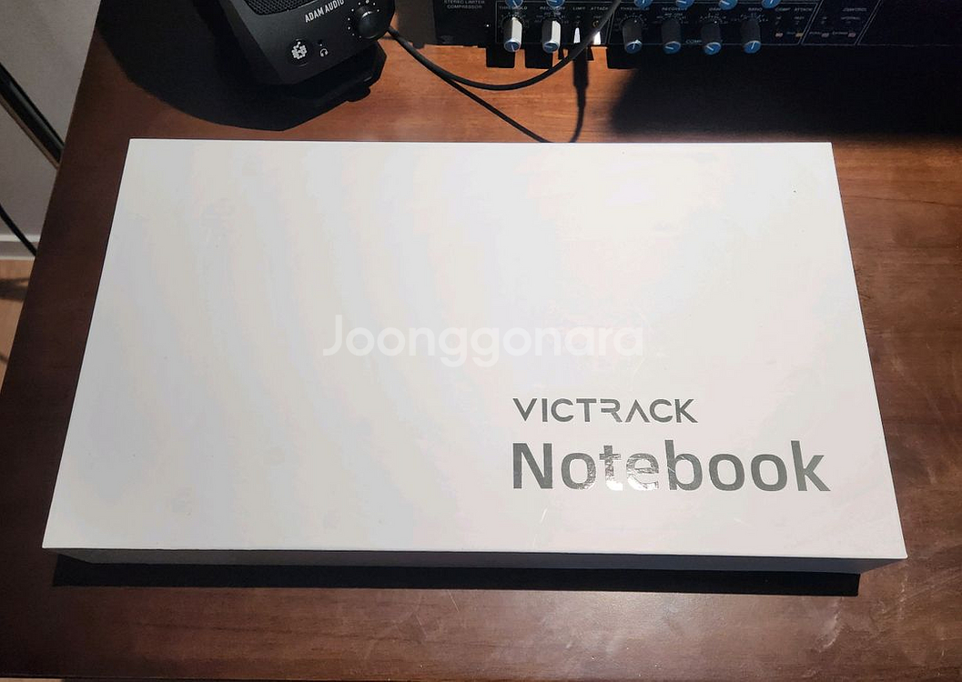 비닐도 뜯지 않은 노트북 판매 합니다--4