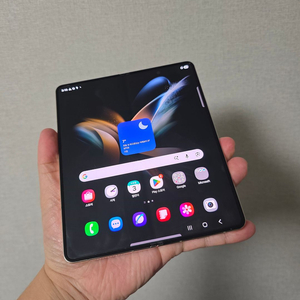 갤럭시 Z폴드4 베이지 512기가 A급 팔아요~