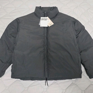 어나더오피스 스노우맨 다운패딩 그라파이트 01