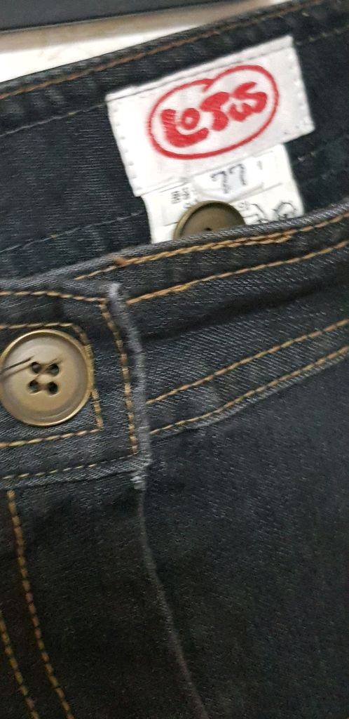 블랙 A라인 꽃자수 흑청치마 77사이즈--1