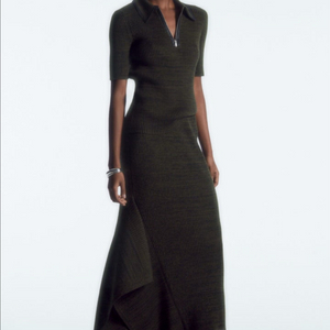 24년 코스 COS 니트 셋업 레더트리밍쇼트슬리브울폴로셔츠 & 애시메트릭리브드울미디스커트 세트골지치마반팔카라반집업