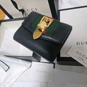 구찌 반지갑 정품 풀구성 새것처럼 좋아요