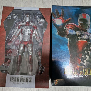 핫토이 아이언맨 피규어 마크 5