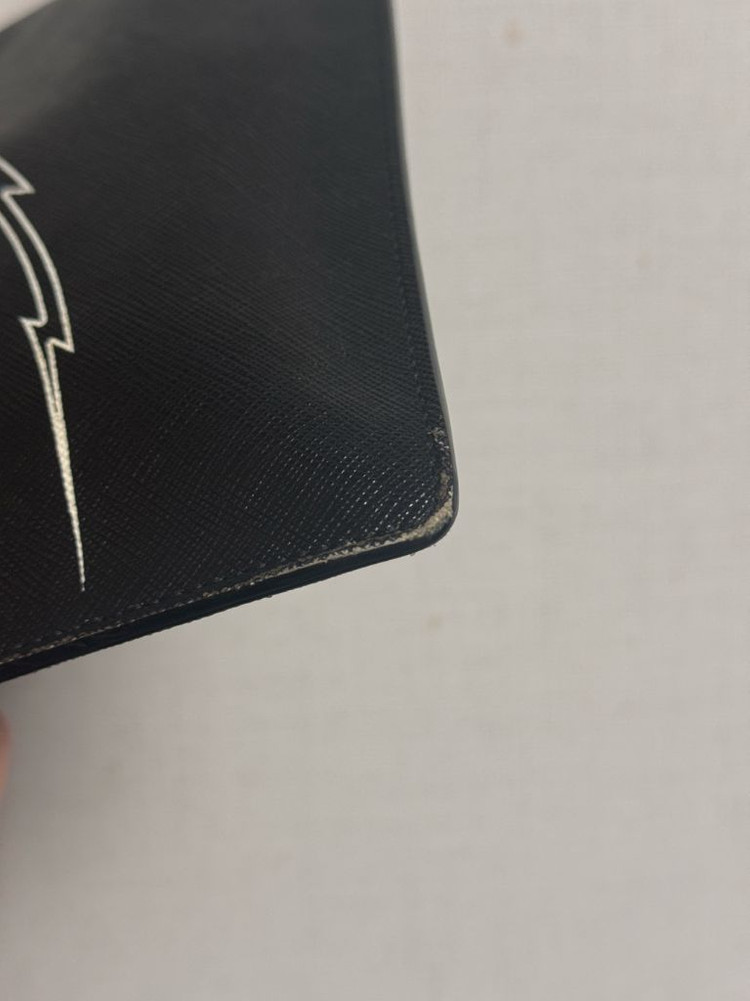 급처) 지방시 월드투어 남성 클러치백--2