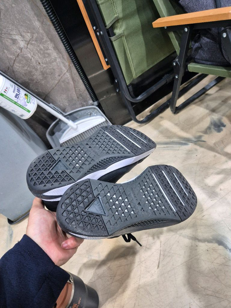 나이키 매트콘10 블랙 255사이즈 이미지