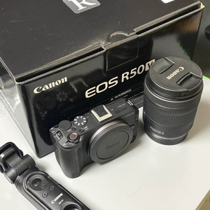 캐논 EOS R50V + RF 24-150 f4-7.1 is stm 이미지