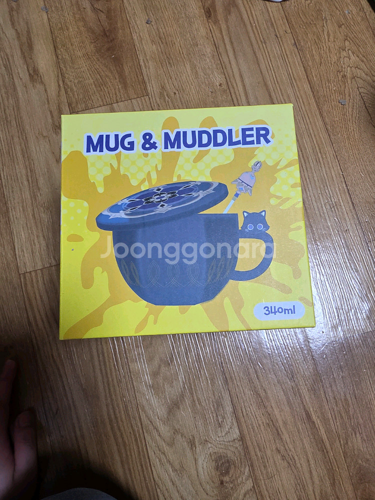 메가커피 원신 콜라보 머그컵 텀블러 일괄판매합니다--0