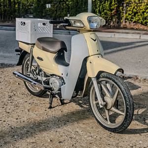 2015 혼다 오토바이 슈퍼커브110 판매합니다.