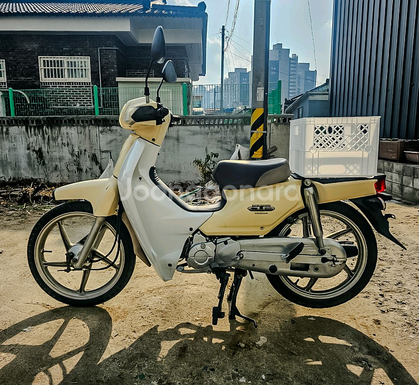 2015 혼다 오토바이 슈퍼커브110 판매합니다.--2