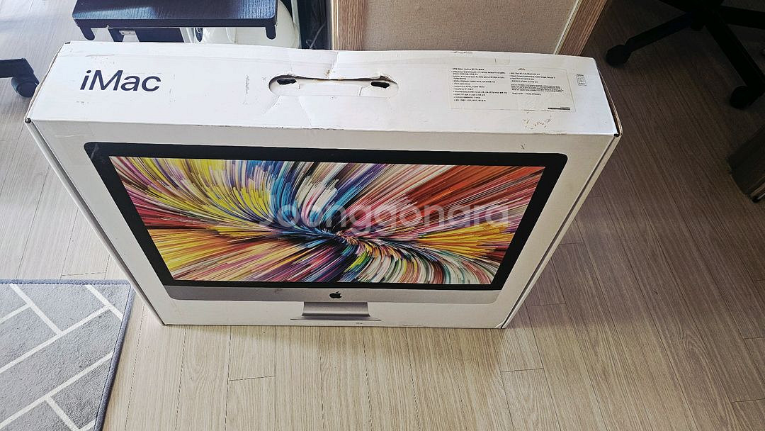 아이맥 2019 27인치 5K 박스풀 팝니다--1