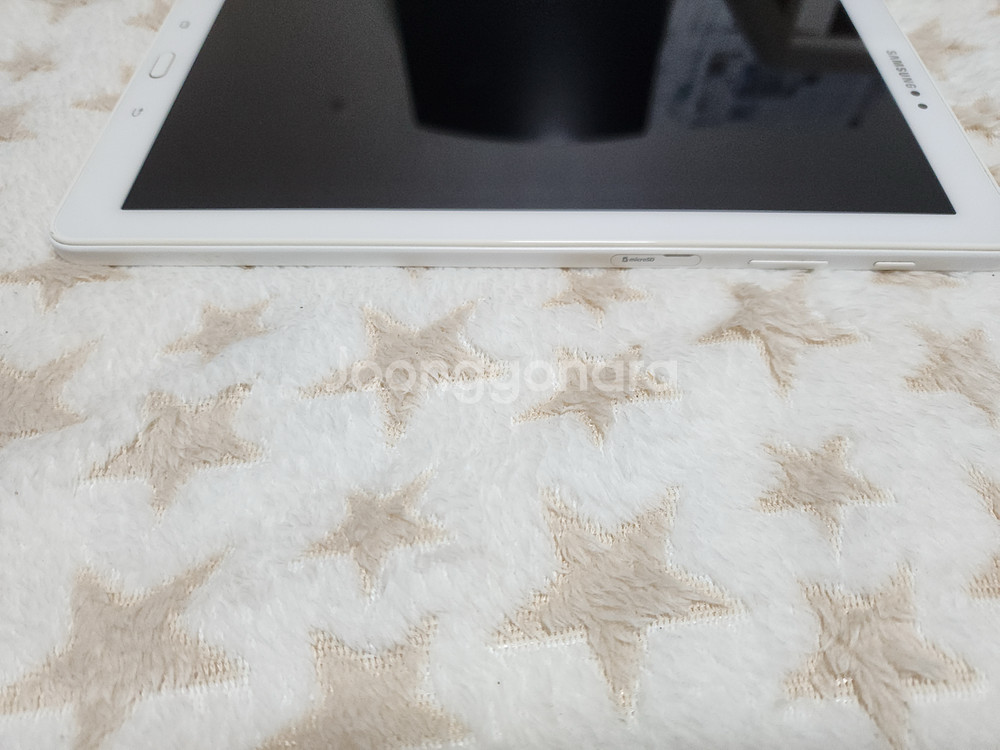 삼성 갤럭시탭A with S Pen.(화이트) SM-P580.32G. 파손기스없음.넷플릭스.유튜브가능.터치.카메라--4