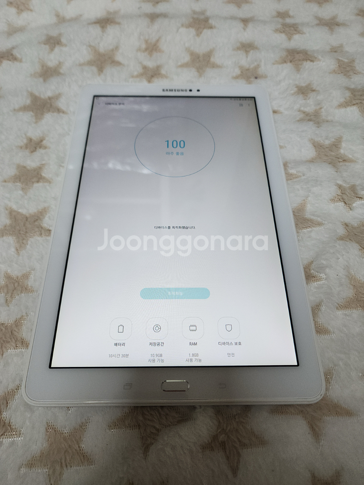 삼성 갤럭시탭A with S Pen.(화이트) SM-P580.32G. 파손기스없음.넷플릭스.유튜브가능.터치.카메라--6