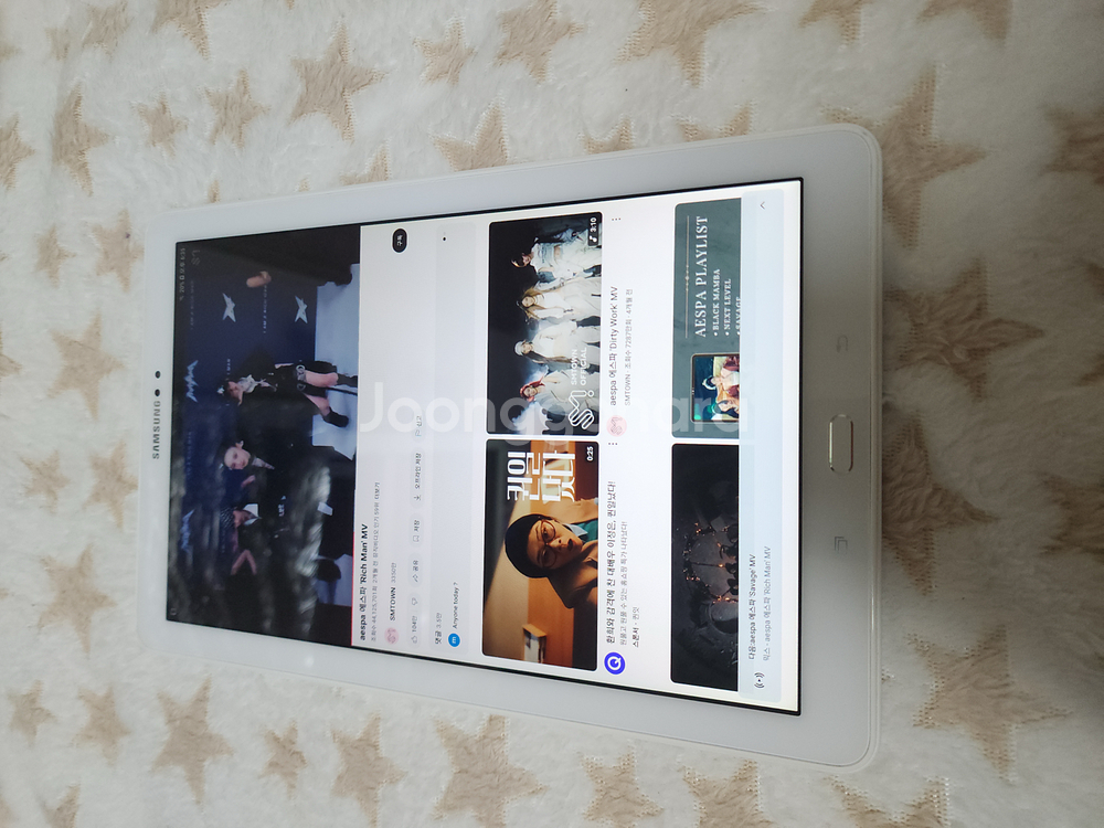 삼성 갤럭시탭A with S Pen.(화이트) SM-P580.32G. 파손기스없음.넷플릭스.유튜브가능.터치.카메라--8