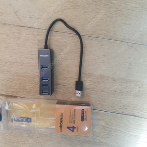 3.0지원 USB 멀티허브(4포트) 팝니다