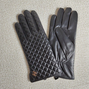 샤넬 로고 양가죽 레더 장갑