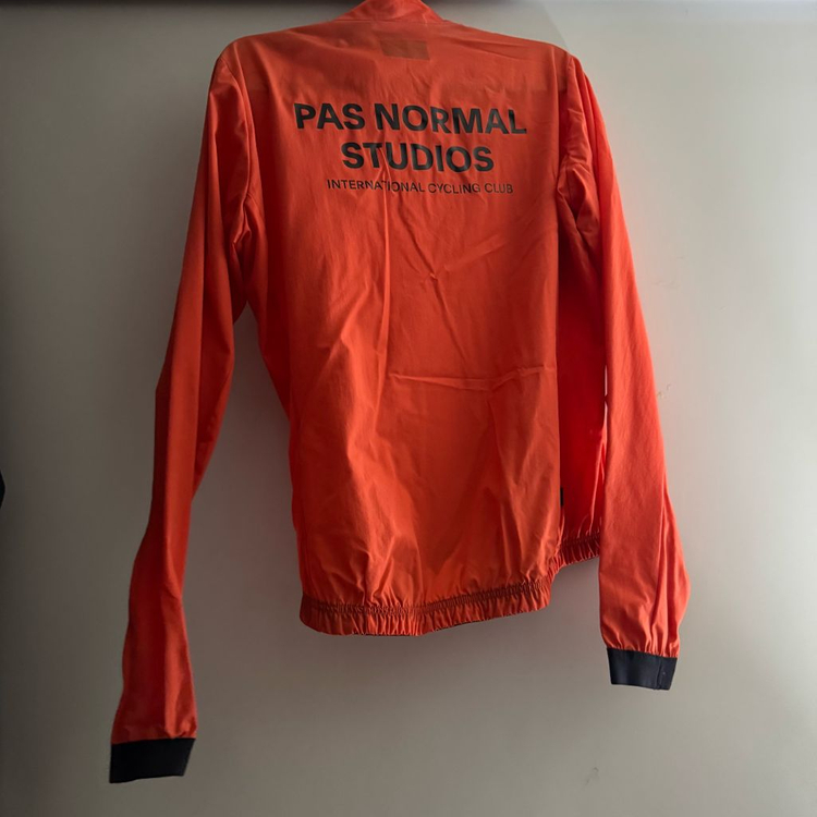 파노말 바람막이--1