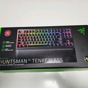 레이저 헌츠맨 V2 텐키리스 게이밍 키보드
