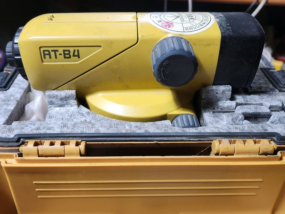 탑콘 오토레벨기 AT-B4 팝니다 이미지