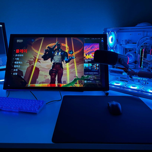 9800 3dx 4070 감성 게이밍 pc 팝니다!