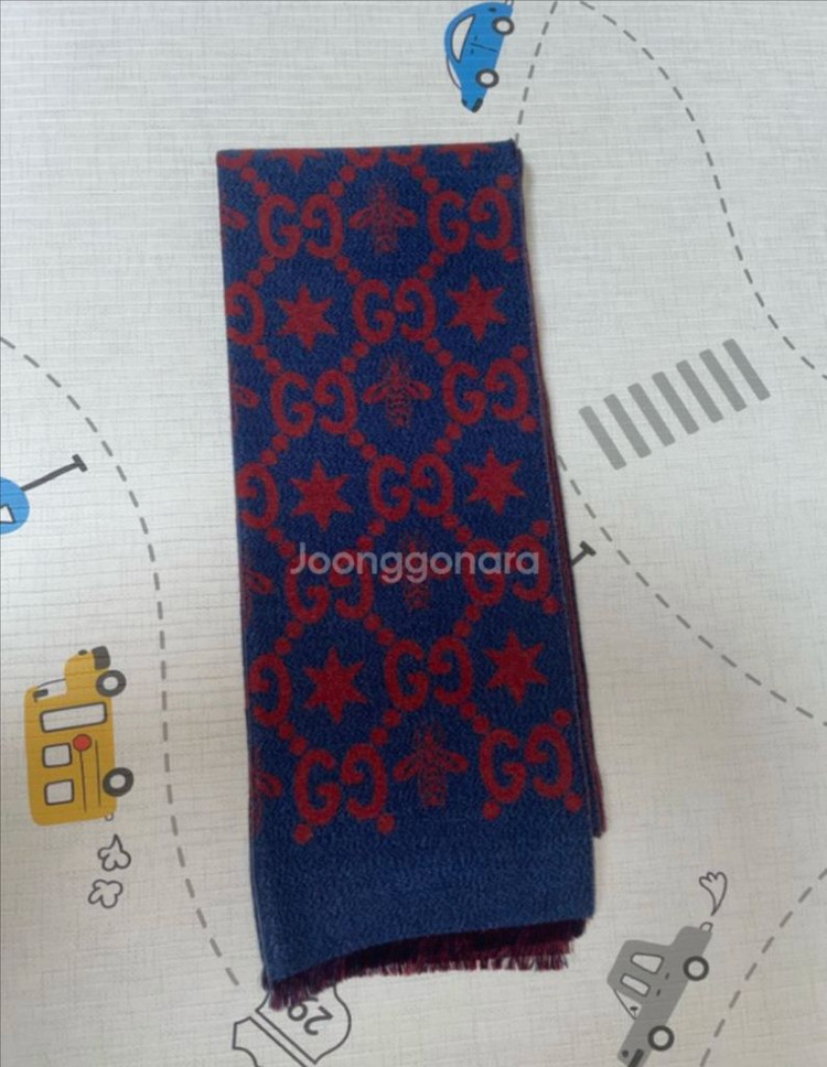 구찌머플러울실크오버사이즈GG목도리 이미지