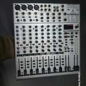 베린거16채널믹서기 UB1622FX-PRO