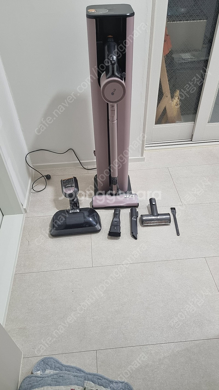 Lg오브제 스팀 무선청소기 풀세트 특A급 판매합니다--0