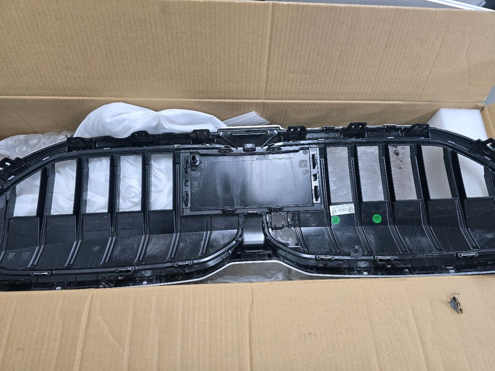 bmw g60 정품 라디에이터 그릴--1