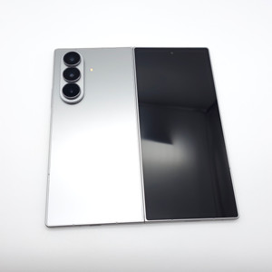 갤럭시Z폴드7 512기가 실버 (새제품급) / 1111