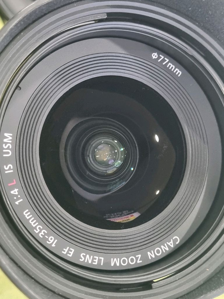 캐논 EF16-35F4L 이미지