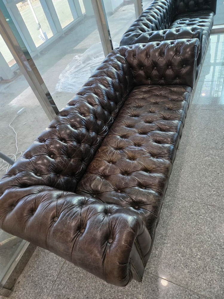 까사알렉시스 켄싱턴 소파(브라운 ,블랙) 팝니다. 이미지