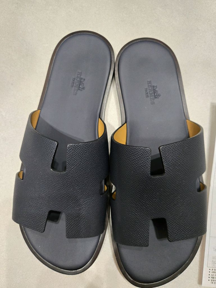 에르메스 이즈미르 42사이즈--2