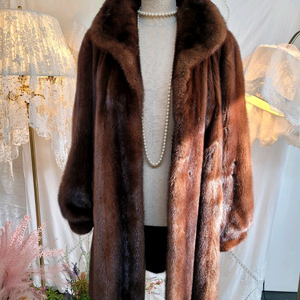 아메리칸 레전드 국제모피밍크 코트