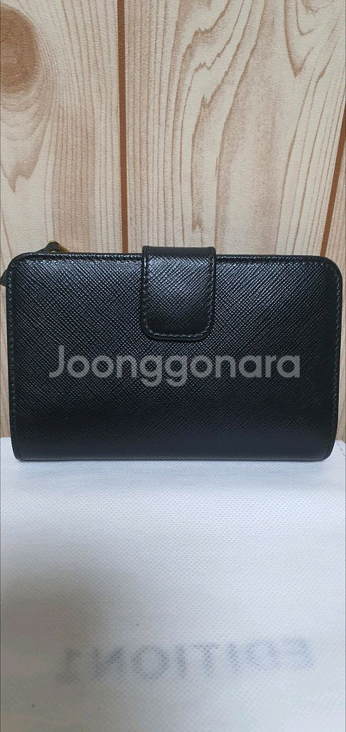 프라다 사피아노 반지갑 중지갑 정품S급(감정O)구찌루이비통디올고야드샤넬셀린느보테가생로랑버버리발렌시아가--1
